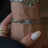دست بند و گردنبند چِشاش