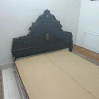 تخت دونفره چوبی باکیفیت کاملا سالم بدون تشک