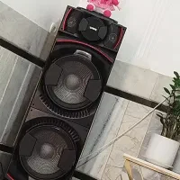 اسپیکر بزرگ