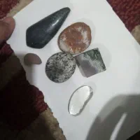 سنگ ها همه 5 تومن