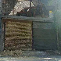 ساختمان نیمه کاره دو طبقه بهر ۲۰متری صداقت.