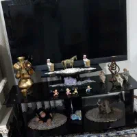 میز تلویزیون شیشه ای