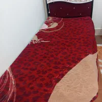 تخت خواب یک نفره در حد نو
