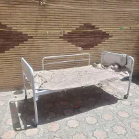 تخت بیمار