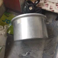 دیگ روحی  ارتفاع ۳۰وقطر۴۶ودیگ مسی  ارتفاع ۲۵وقطر۴۰