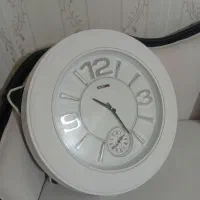 ساعت دیواری
