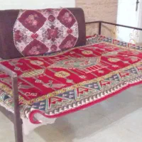 تخت سنتی