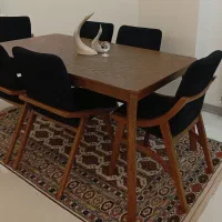 میز غذاخوری ۶ نفره