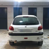 پژو ۲۰۶