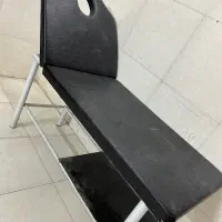 تخت ماساژ و مژه