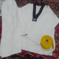 ۲دست لباس تکفواند در حد نو