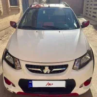 کوییک R سفید قرمز ۱۴۰۲