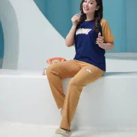 لباس راحتی  و اسپرت مردانه و زنانه