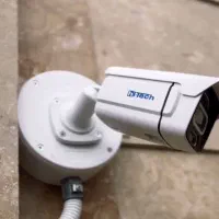 دوربین مداربسته / نقد و اقساط