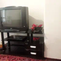 میز تلویزیون تمیز و سالم