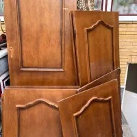 در کمد دیواری