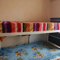 تخت خواب نوجوان فلزی با تشک درحد نو