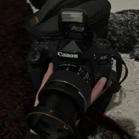 دوربین کنون90D