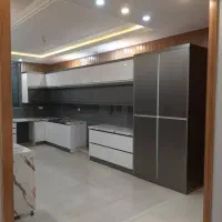 تولیدی کابینت درب چوبی با طراحی