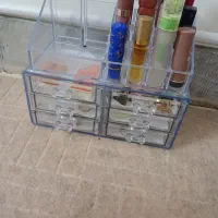 استند ارایشی