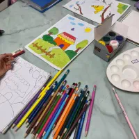 معلم هنر و‌نقاشی هستم