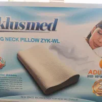 بالش راحتی برای رفع درد گردن