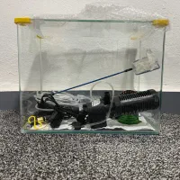 اکواریوم شرکتی درب دار با تمام تجهیزات