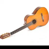 گیتار یاماها c70