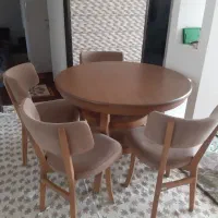 میز غذاخوری