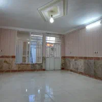 منزل دوطبقه شیک وتمیز