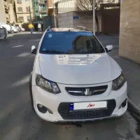 کوییک دنده ای r سقف مشکی