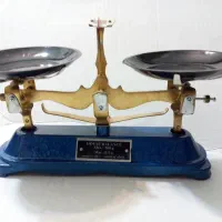 ترازو دو کفه ای