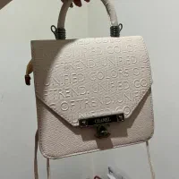 تعدادی کیف دستی کوله پشتی چمدون وکفش سایز۳۷