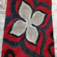 فرش قرمز سالم
