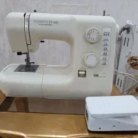 چرخ خیاطی ژانومه مدل ۴۰۵۰ بسیار تمیز مناسب جهیزیه