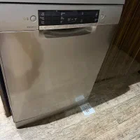 ماشین ظرفشویی بوش با میوه شور در حد نو