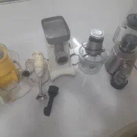 تعدادی از وسایل اشپزخانه