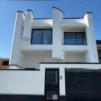 ویلای-300-متری-نوساز-استخردار-فول-فرنیش
