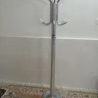 جالباسی ایستاده