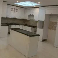 کابینت آماده و سفارشی نیوکلاسیک هایگلاس ممبران ۴۰۶