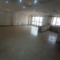 ۱۵۲متر۳خواب۲پارکینگ ۸ ساله طبقه ۵ آلاله شرقی تخلیه