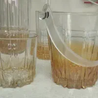 جایی یا ظرف یخی وظرف میوه