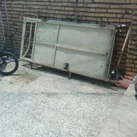 در حیاط کوچک  برای فروش