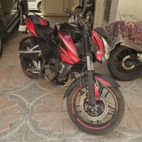 ns 200