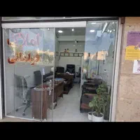 85-متری-تک-بلوک-روبه-روی-فروشگاه