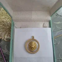 پلاک طلا لیون 11 گرم