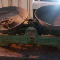 دو عدد ترازو قدیمی دونه ای 1ملیون