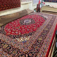 دو تخته شیش متری کاشان لاکی نو مشابه به هم