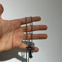 گردنبند کروم هارت