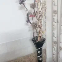 گل و گلدان